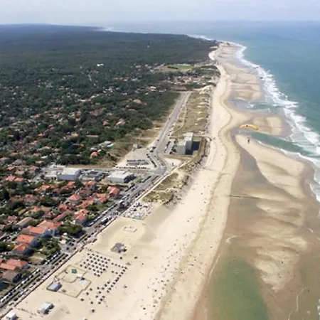 Sur A 500 M De La N 7 公寓